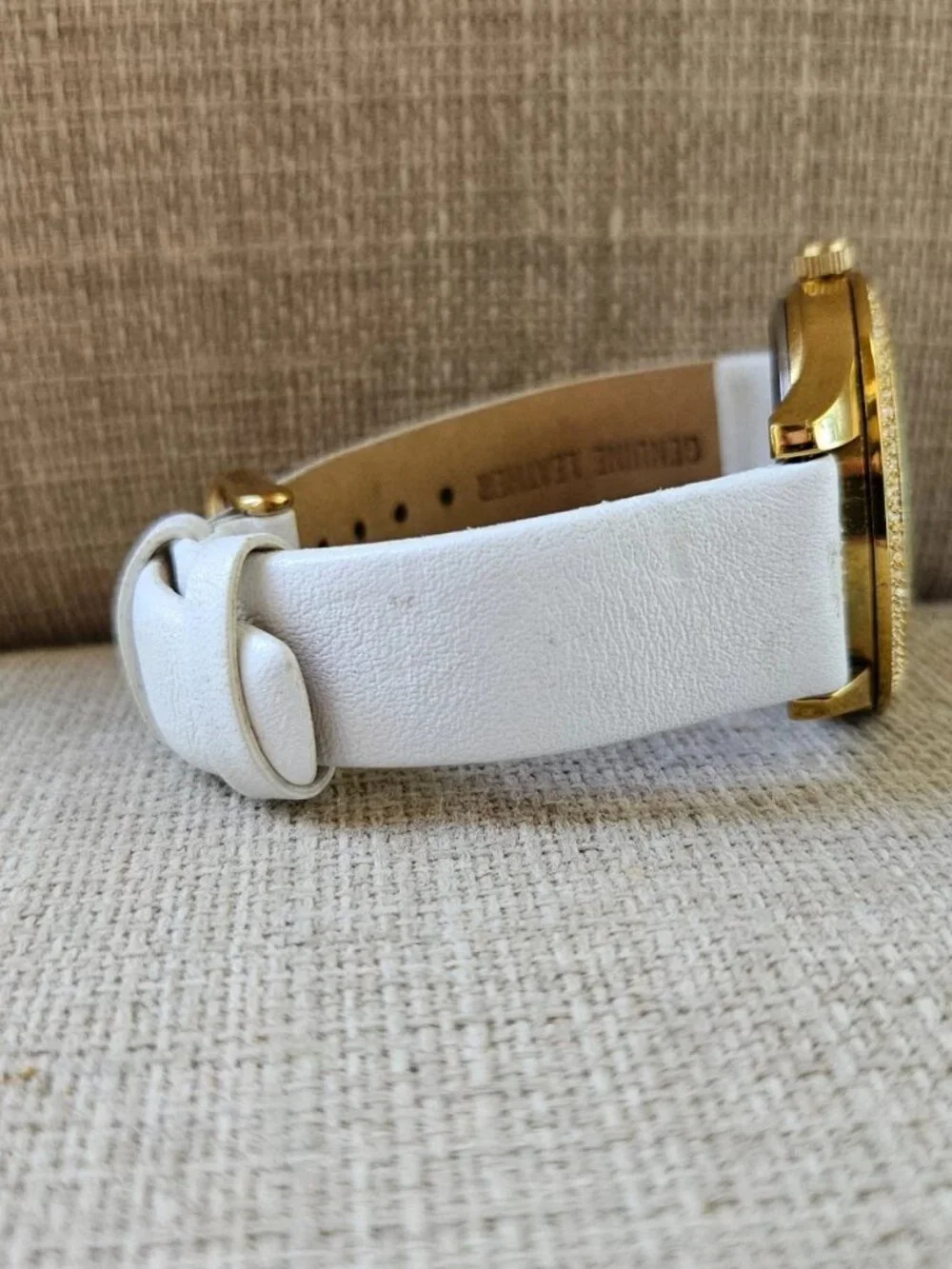 Nicole Miller Ladies Wristwatch White Genuine Leather Strap Quartz Analog Watch
